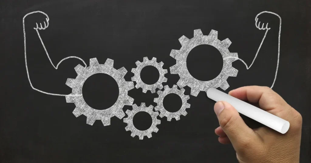 自己分析を通じて明らかになった強みを活かし、自己PRを作成する様子をイメージさせるデザイン。文章や資料を使って、説得力ある自己PRの構築を示唆。