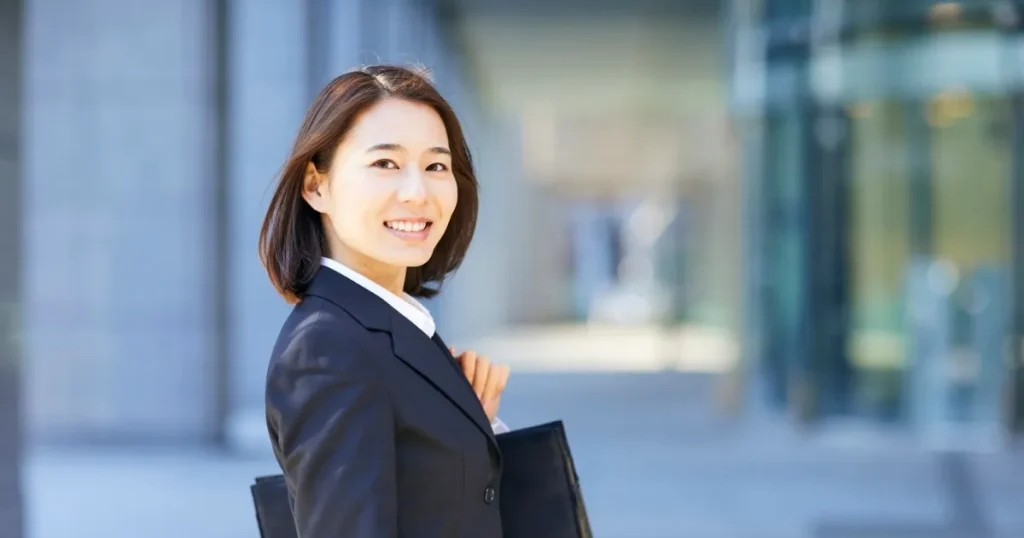保険営業 きついと不安な女性に保険業界で活躍しやすい理由を解説